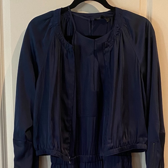 BCBGMaxAzria Cruz Blouson Sateen Navy Blue Bomber Style Jacket size S NWT - Picture 2 of 9